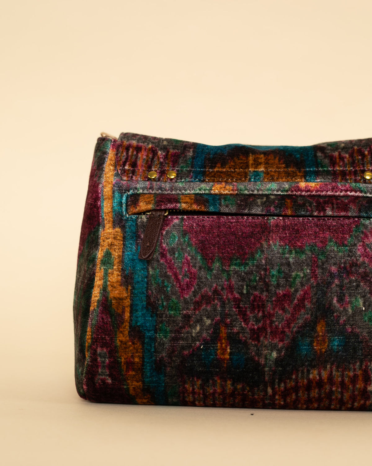 Lulu M | Ikat