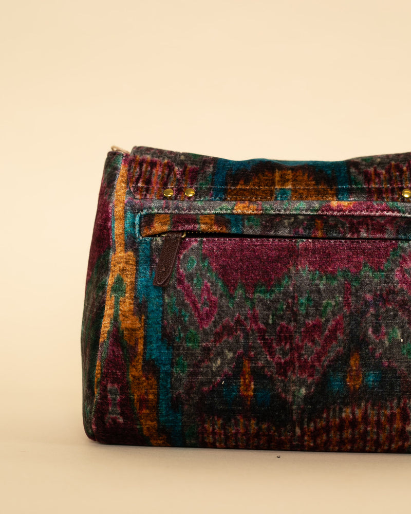 Lulu M | Ikat