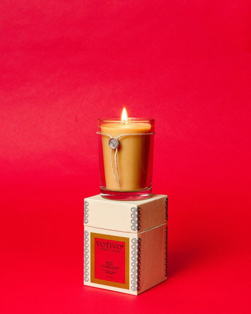 Votivo Red Currant Scented Soy Candles - Thumbnail 2